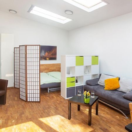 Apartment11 Wartburg Koln Bagian luar foto