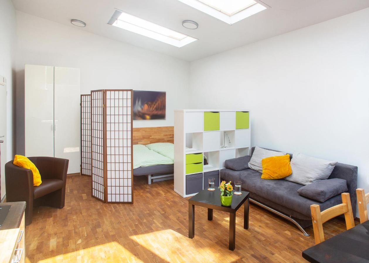 Apartment11 Wartburg Koln Bagian luar foto